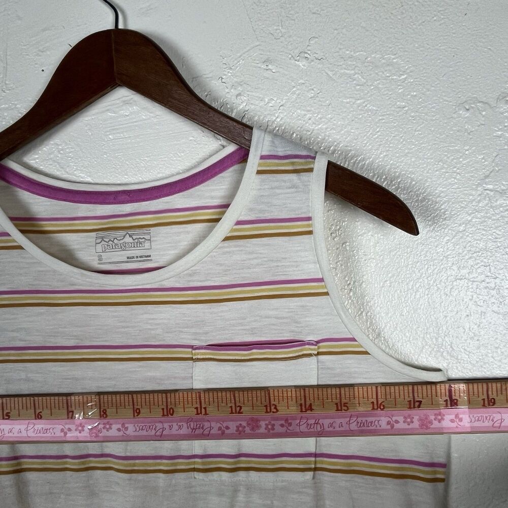 Patagonia Women’s Small Striped Sleeveless Tank Top Pocket White Pink Casual - Picture 7 of 9